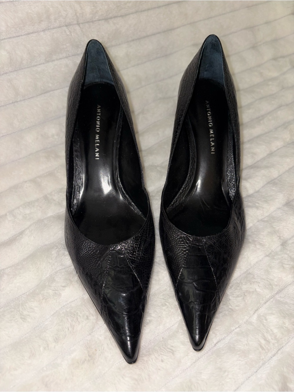 ANTONIO MELANI Black Croc-Embossed Pointed Toe Pumps 8M
